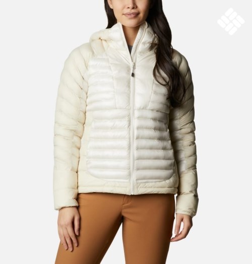 Women's Columbia Labyrinth Loop Omni-Heat Infinity Hooded Insulated Jackets Cream | CA-BL1CA