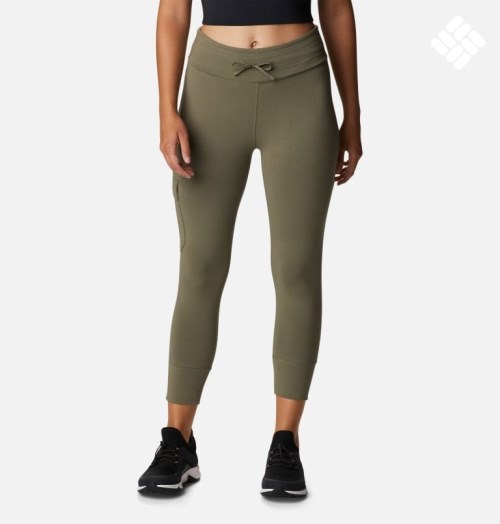 Women's Columbia Trek Capri Leggings Olive | CA-H1CL3