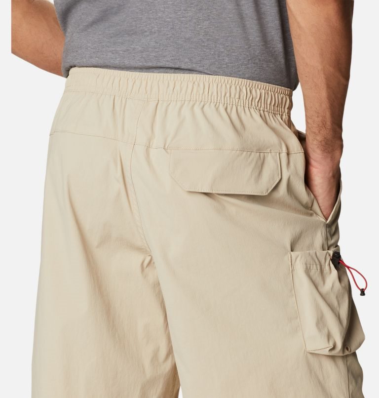 Men's Columbia Field Creek Cargo Shorts Khaki | CA-P618L