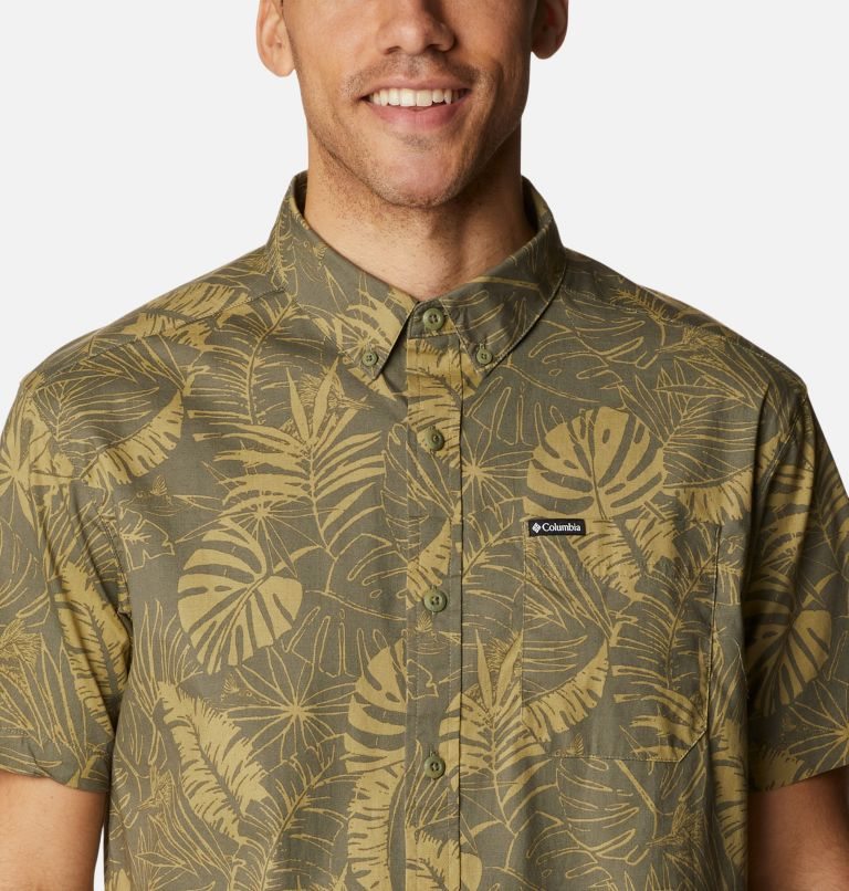 Men's Columbia Rapid Rivers Printed Short Sleeve Shirts Olive | CA-E8C01