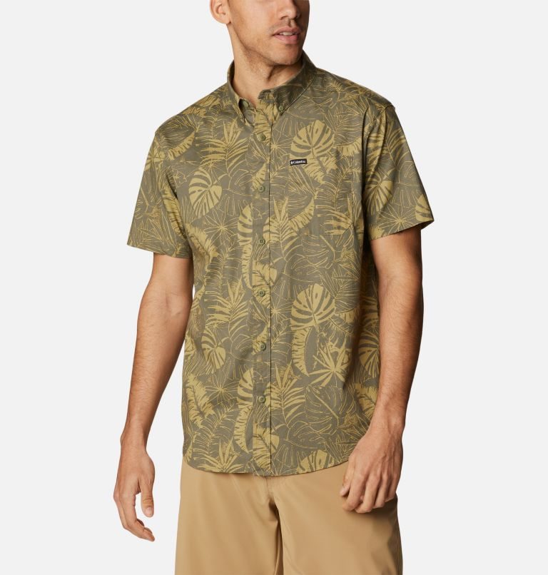 Men's Columbia Rapid Rivers Printed Short Sleeve Shirts Olive | CA-E8C01