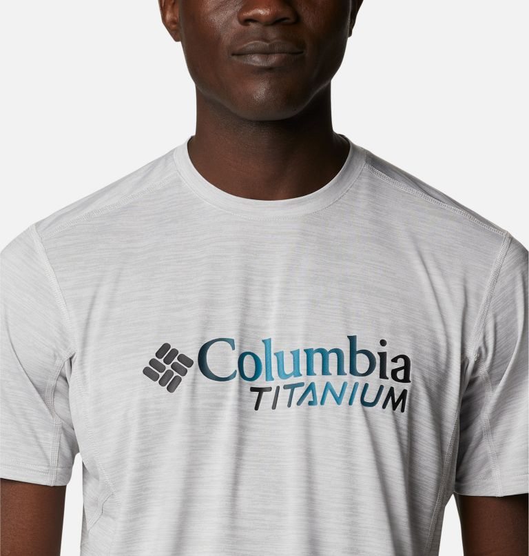 Men's Columbia Titan Pass Graphic T Shirts Light Grey | CA-O6AL8