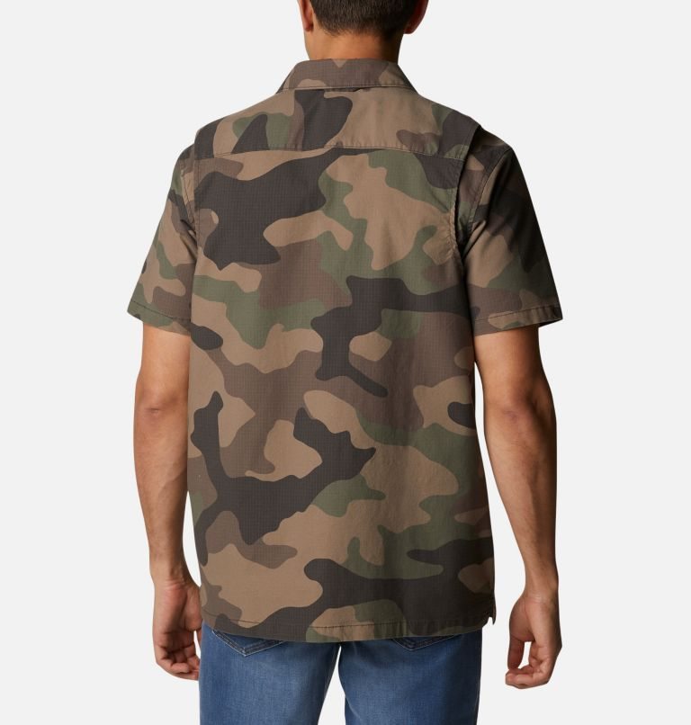 Men's Columbia Wallowa Novelty Short Sleeve Shirts Camo | CA-DA0L3