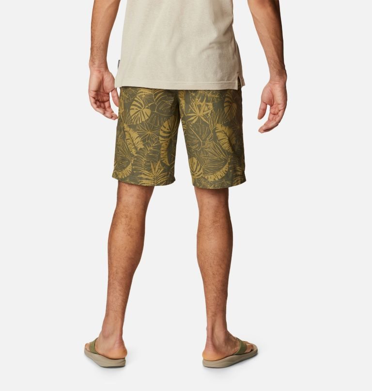 Men's Columbia Washed Out Printed Shorts Olive | CA-DL3C1