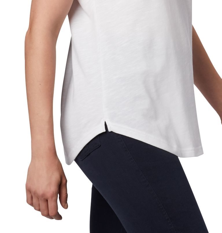 Women's Columbia Cades Cape T Shirts White | CA-CAL56