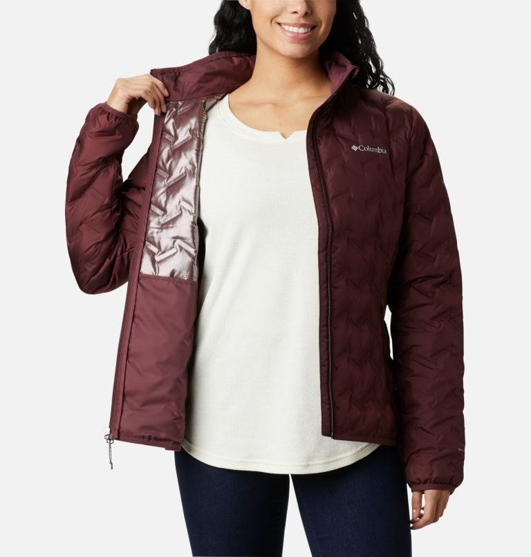 Women's Columbia Delta Ridge Down Jackets Burgundy | CA-GC31L