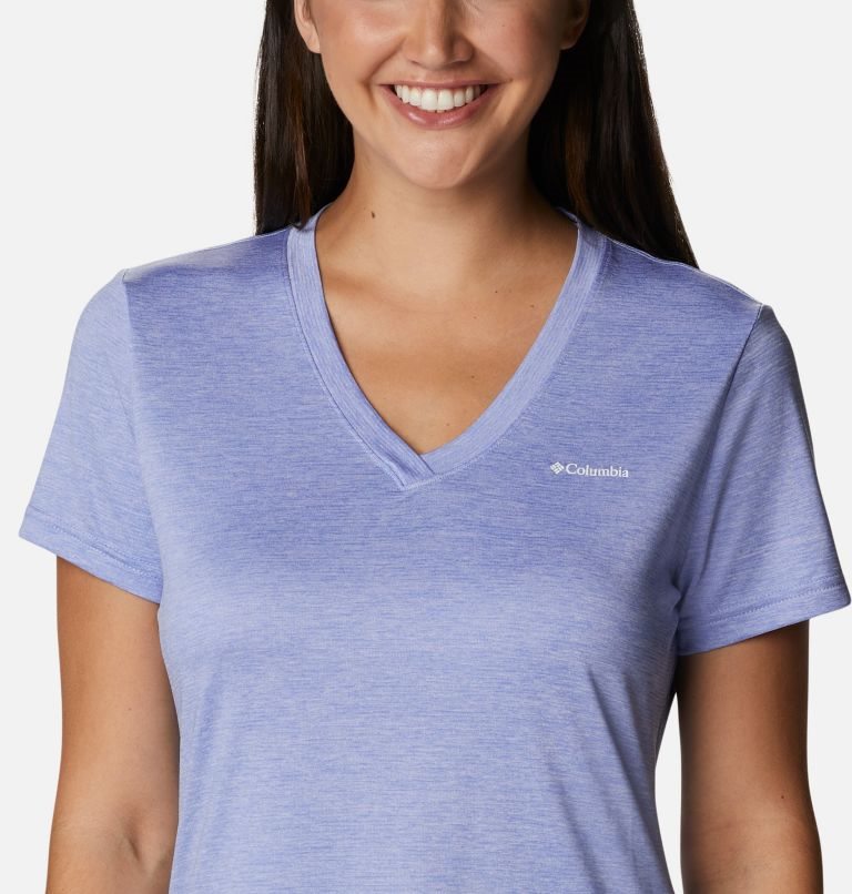 Women's Columbia Hike V-Neck T Shirts Lavender | CA-JA160