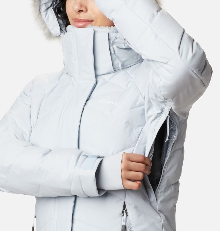 Women's Columbia Lay D Down II Jackets Light Grey | CA-M56A3