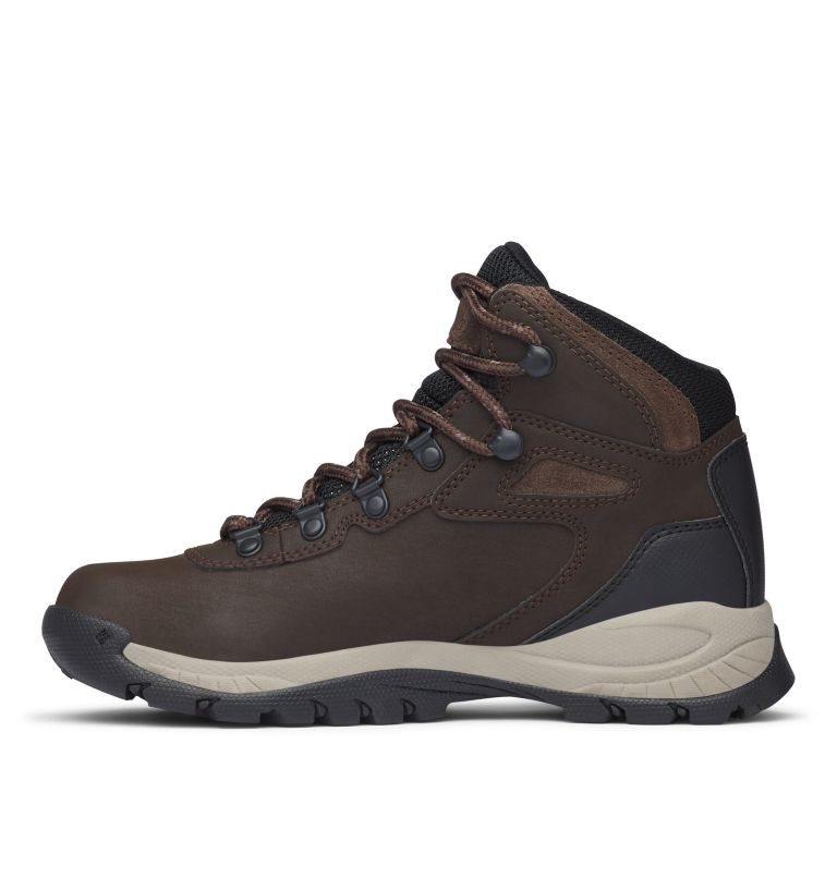 Women's Columbia Newton Ridge Plus Waterproof Hiking Boots Chocolate | CA-KA180