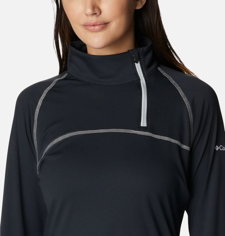 Women's Columbia Omni-Wick New Classic Sweatshirts Black | CA-Q86L1