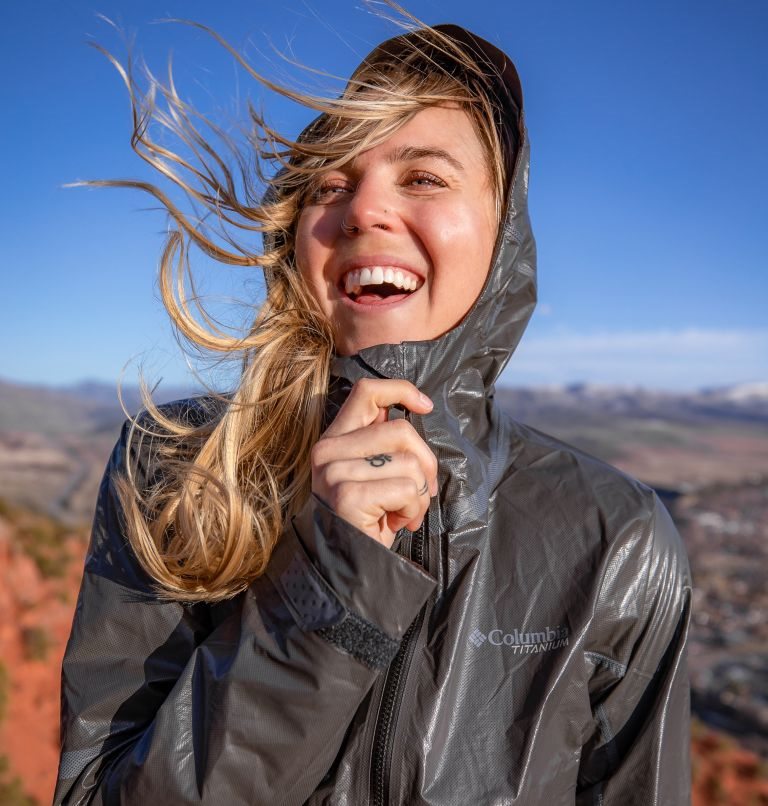 Women's Columbia OutDry Extreme NanoLite Shell Jackets Black | CA-C3406