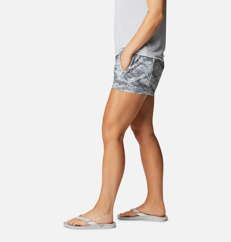 Women's Columbia PFG Tidal II Shorts Camo | CA-E8LC0