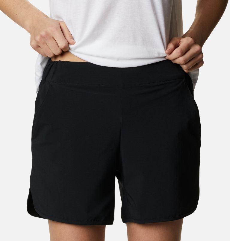 Women's Columbia Pleasant Creek Stretch Shorts Black | CA-DL463