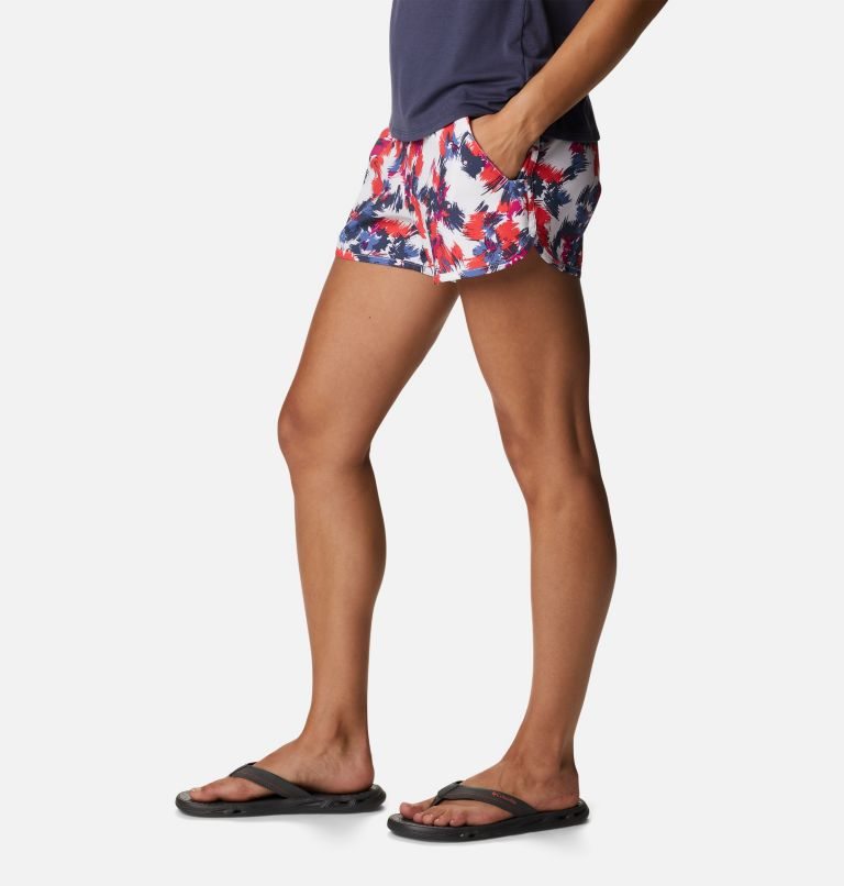 Women's Columbia Pleasant Creek Stretch Shorts Multicolor | CA-DL604