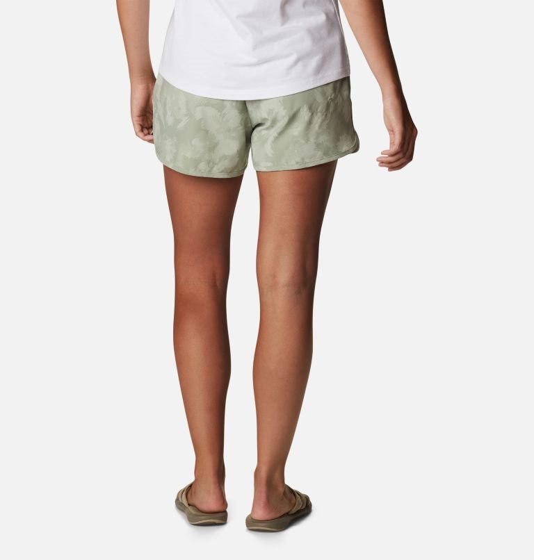 Women's Columbia Pleasant Creek Stretch Shorts Olive | CA-V4C81