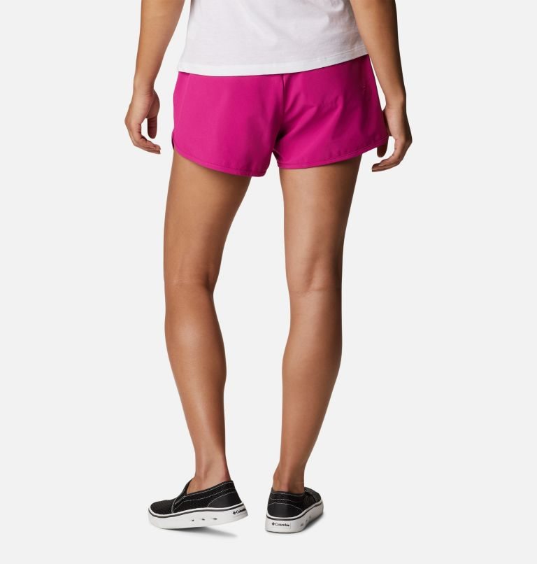 Women's Columbia Pleasant Creek Stretch Shorts Fuchsia | CA-X08L4