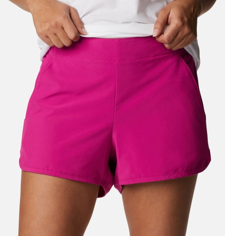 Women's Columbia Pleasant Creek Stretch Shorts Fuchsia | CA-X08L4