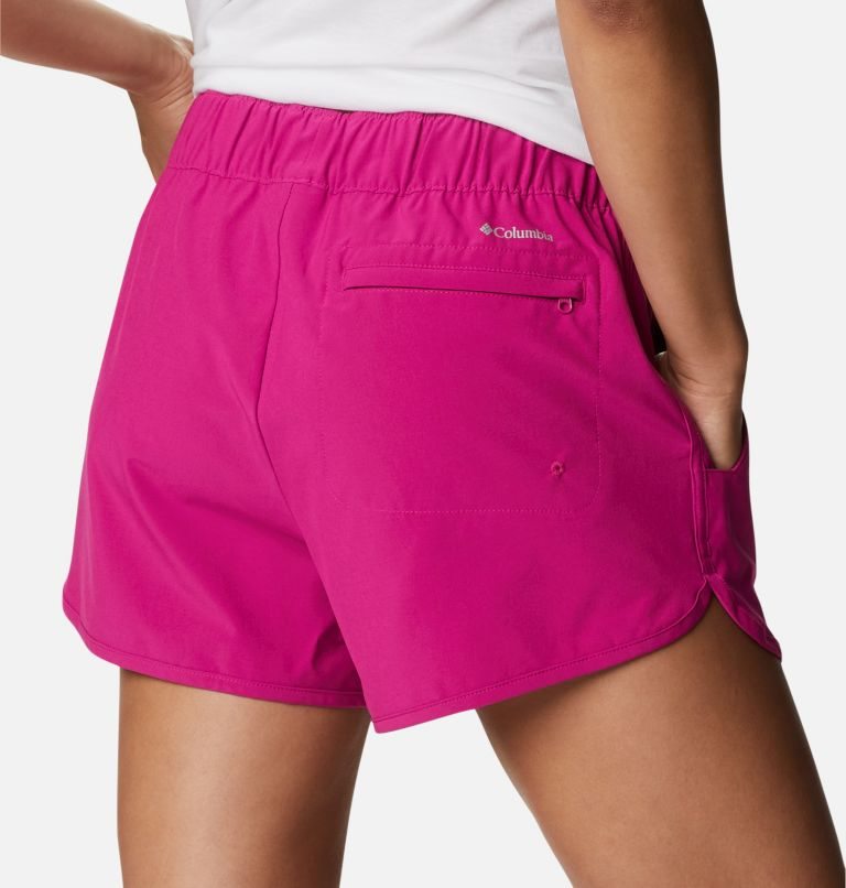 Women's Columbia Pleasant Creek Stretch Shorts Fuchsia | CA-X08L4