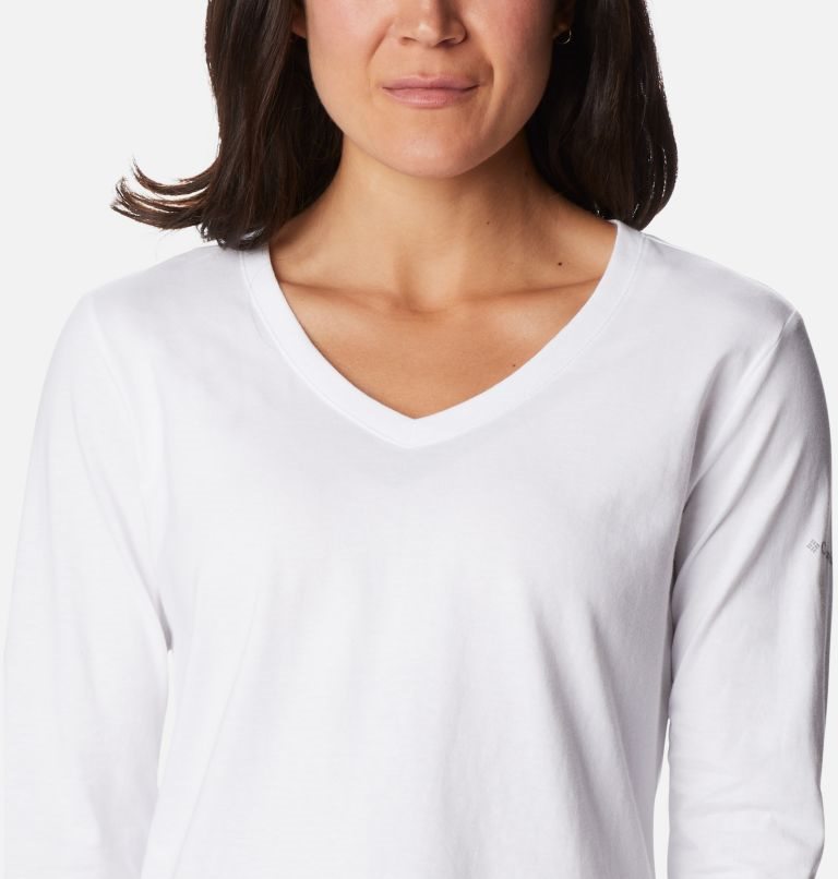 Women's Columbia Sapphire Point Long Sleeve Sweatshirts White | CA-ELC08