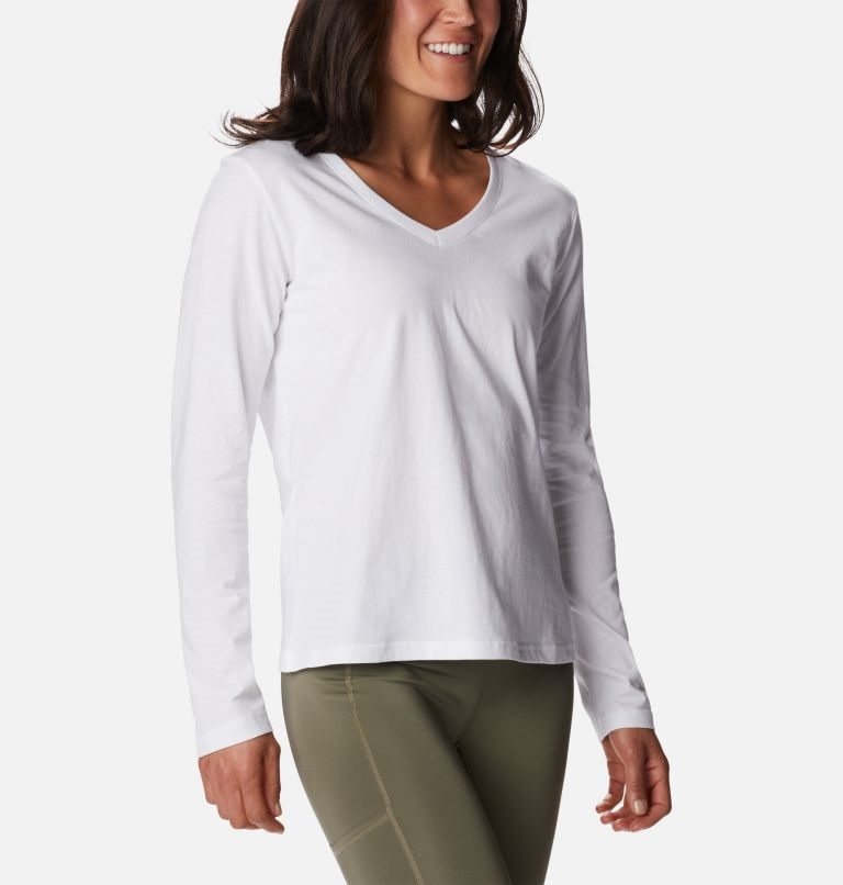 Women's Columbia Sapphire Point Long Sleeve Sweatshirts White | CA-ELC08