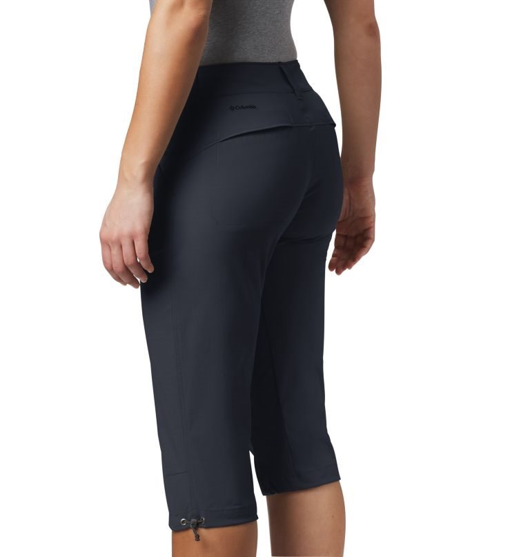 Women's Columbia Saturday Trail II Knee Pants Black | CA-O638A