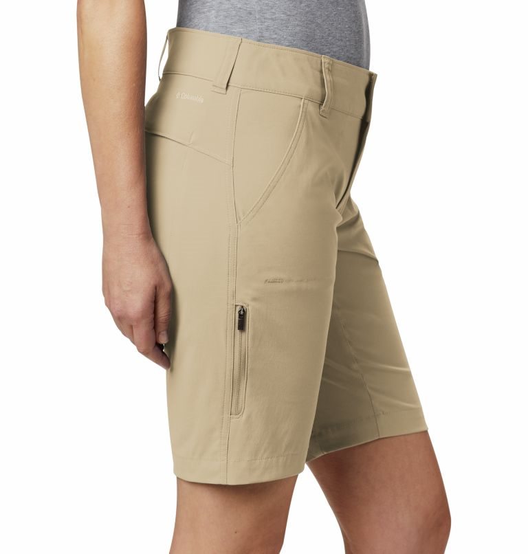 Women's Columbia Saturday Trail Long Shorts Khaki | CA-RL5A6