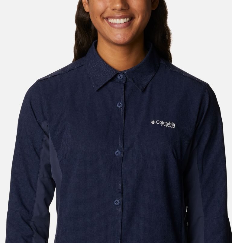 Women's Columbia Titan Pass Irico Long Sleeve Shirts Navy | CA-T850A