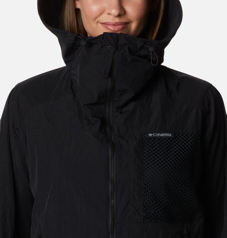 Women's Columbia Wallowa Park Novelty Windbreaker Jackets Black | CA-I5381