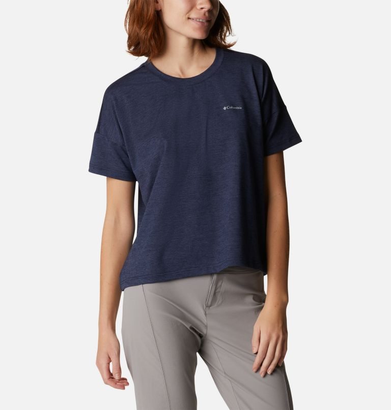 Women's Columbia Weekend Adventure Short Sleeve T Shirts Navy | CA-J016C